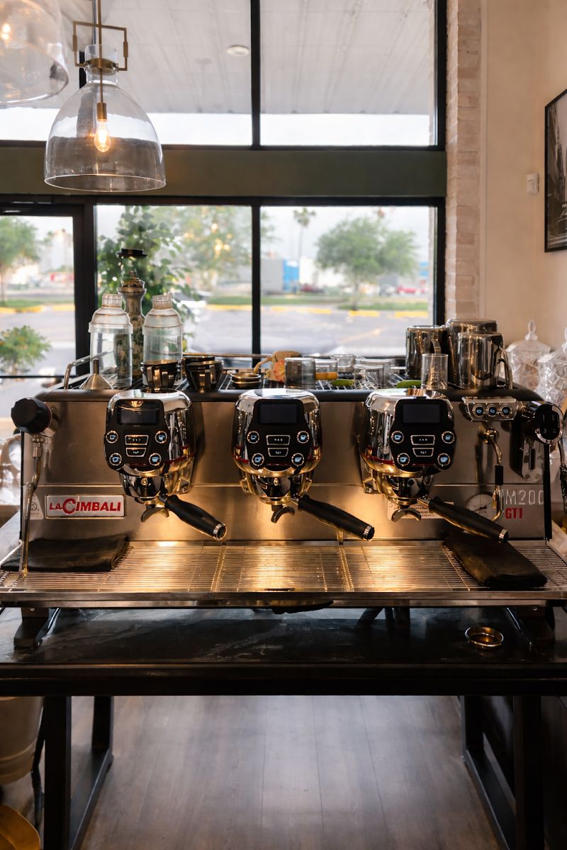 Live Life Well Salon/Cafe/Spa, coffee shop in Harlingen, TX, photo 3 of 10
